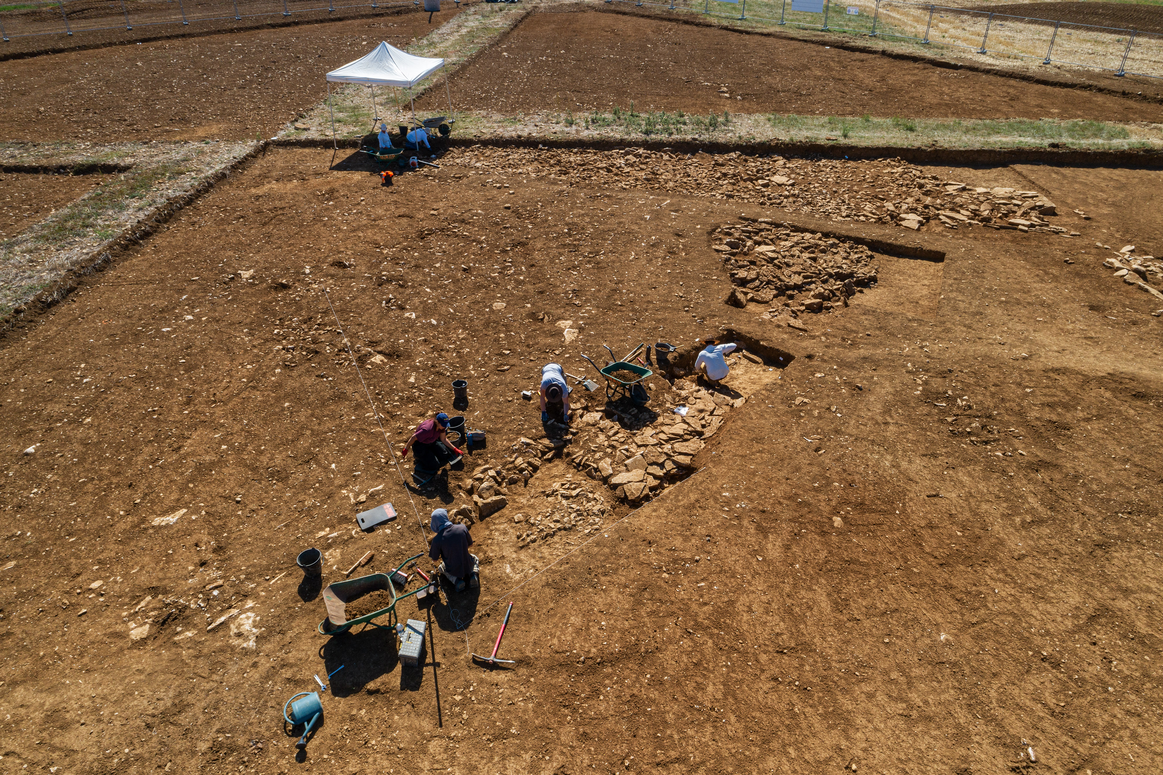 Fouilles du tumulus de Vix - aout 2019 © Denis Gliksman, Inrap